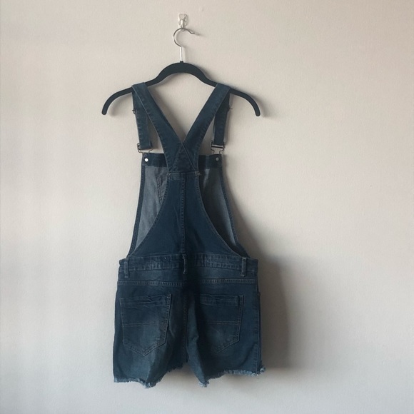 ASOS overalls shorts - Picture 2 of 4